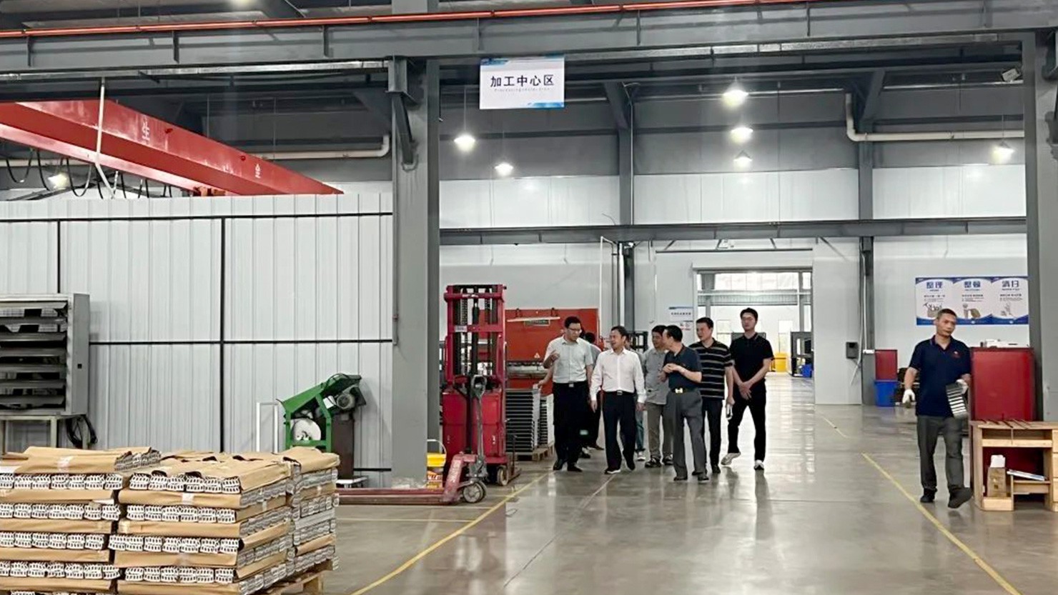 江西鑫金暉智能科技政府關(guān)懷