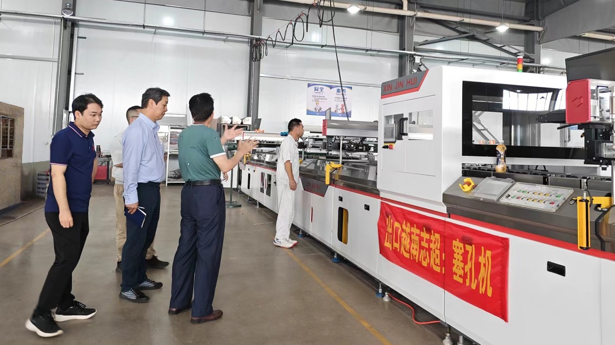 日本京寫董事長(zhǎng)參觀江西鑫金暉