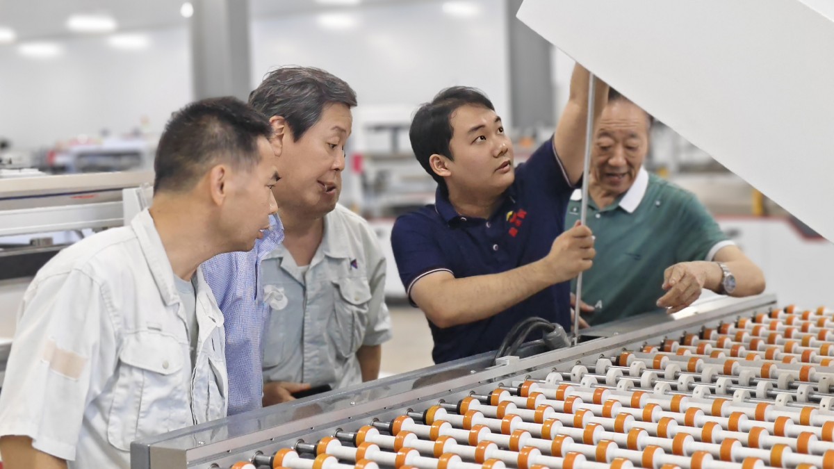 日本京寫董事長(zhǎng)參觀江西鑫金暉